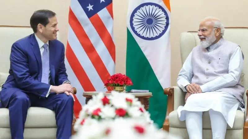 ایران کو عالمی توانائی مارکیٹ کو یرغمال بنانے نہیں دیا جائے گا: امریکی وزیرِ خارجہ