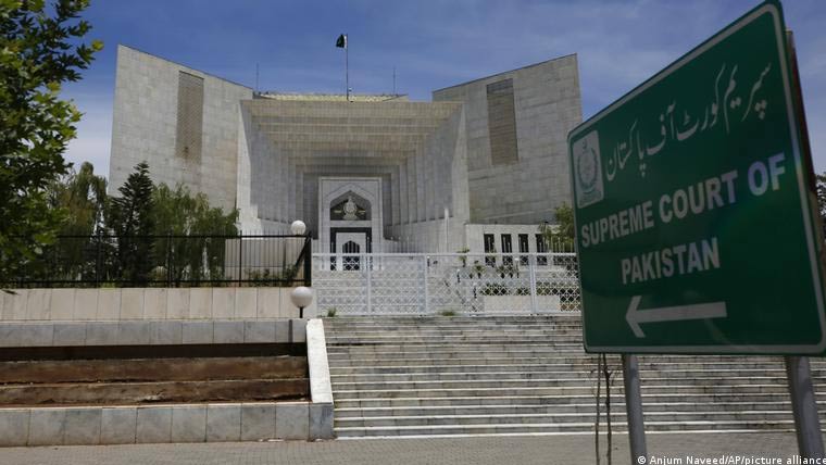 سپریم کورٹ کا سرکاری ملازمین کو باعزت بری ہونے پر مکمل تنخواہ اور مراعات دینے کا حکم