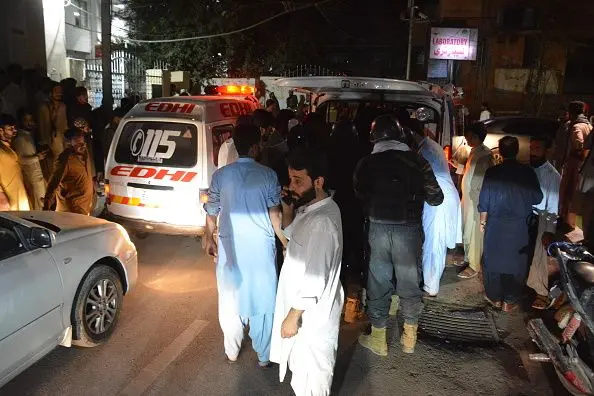 زیارت میں پولیس اہلکاروں کی شہادت پر لواحقین کا دھرنا دوسرے روز بھی جاری، جوڈیشل کمیشن کے قیام کا مطالبہ