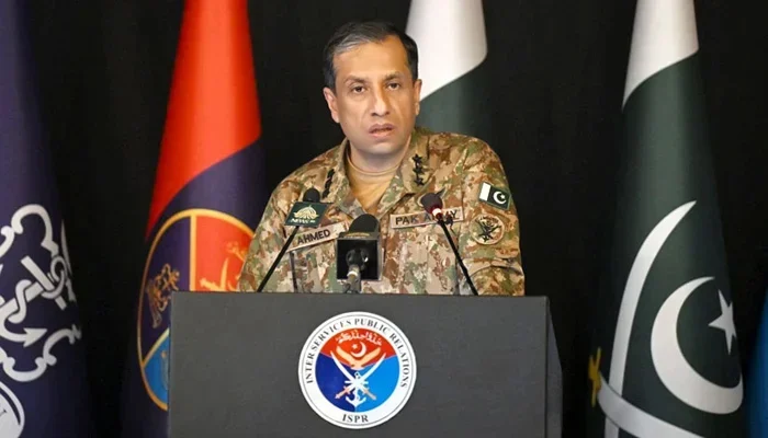 ڈی جی آئی ایس پی آر کی سمرانٹرن شپ 2026 میں طلبہ و طالبات کے ساتھ خصوصی نشست
