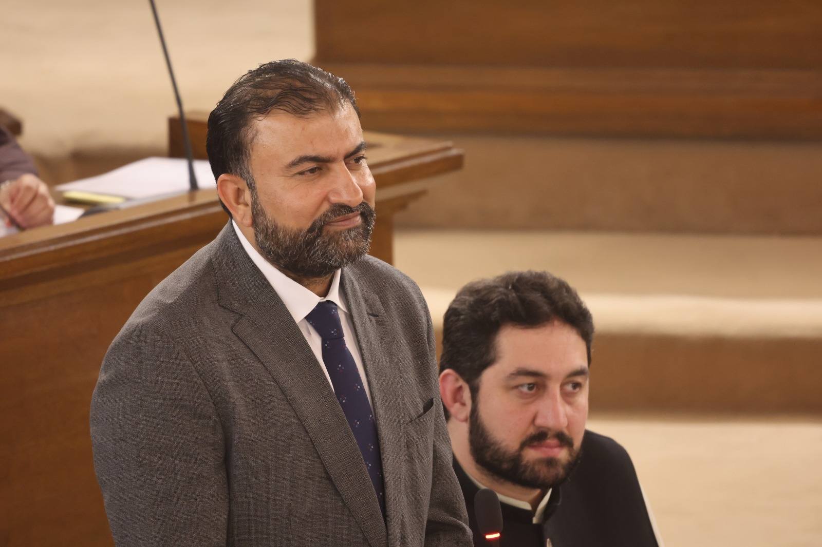 وزیراعلیٰ بلوچستان میر سرفراز بگٹی کی جانب سے یومِ استحصالِ کشمیر کے موقع پر بلوچستان اسمبلی میں مشترکہ مذمتی قرارداد پیش، ایوان سے متفقہ منظور
