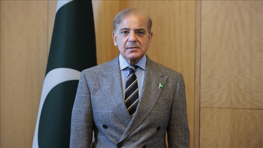 سیلاب سے متاثرہ علاقوں میں عوام کو ہر ممکن امداد اور ریلیف فراہم کرنے کے لیے تمام دستیاب وسائل بروئے کار لائے جائیں، وزیراعظم