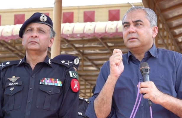 احتجاج کی آڑ میں تشدد، توڑ پھوڑ کی اجازت نہیں دی جا سکتی، وفاقی وزیر داخلہ کا چارسدہ میں فیڈرل کانسٹیبلری ٹریننگ سینٹر میں خطاب