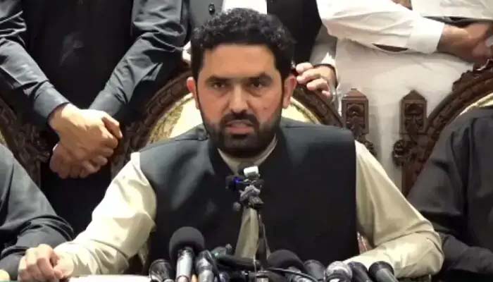 صوبے میں گورنر راج کی دھمکیوں پر اپنے مؤقف سے پیچھے نہیں ہٹیں گے: سہیل آفریدی