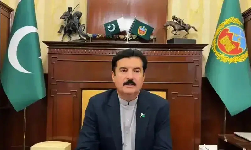 قانون ہاتھ میں لینے والوں سے آہنی ہاتھوں سے نمٹیں گے: گورنر خیبر پختونخوا