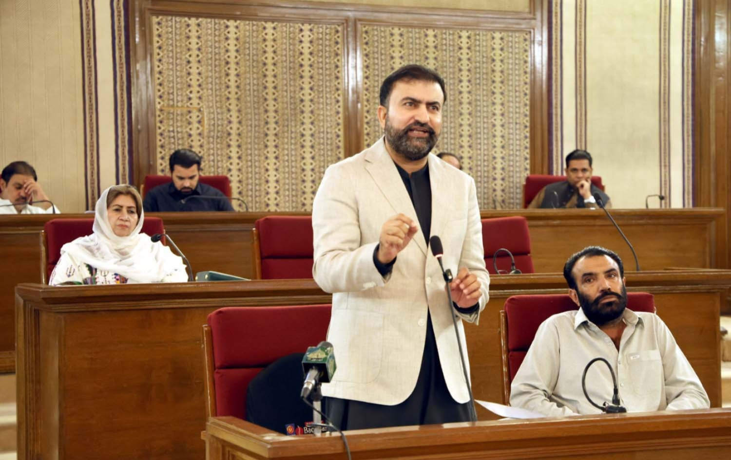 خیبر پختونخوا اور بلوچستان کے حالات اور دونوں صوبائی حکومتوں کے کردار کا کوئی موازنہ نہیں کیا جا سکتا،وزیراعلیٰ بلوچستان کااسمبلی اجلاس میں اظہار خیال
