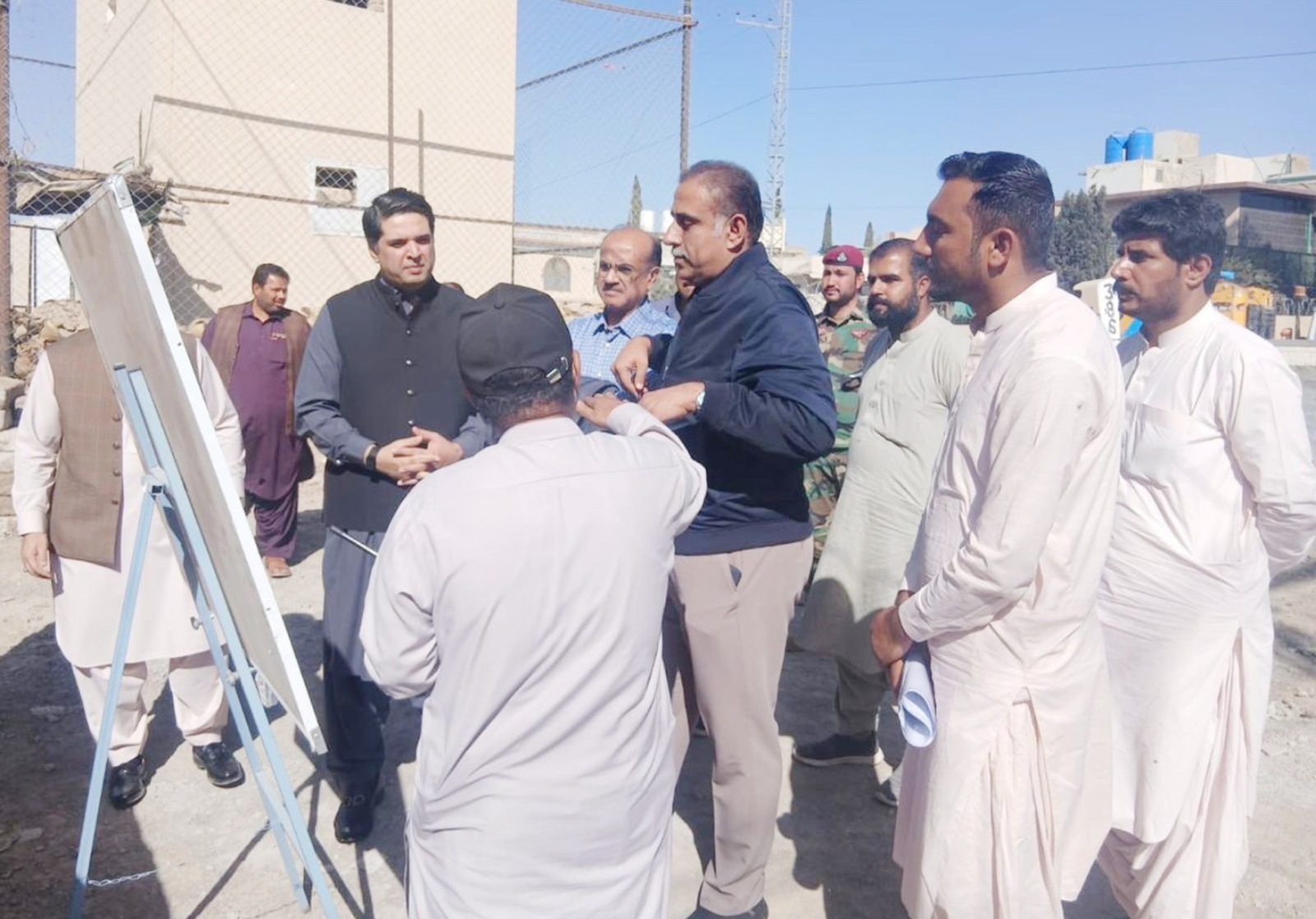 چشمہ پل کی تعمیراتی کام میں مزید تیزی لائی جائے تاکہ علاقے کے عوام کو درپیش مشکلات کا جلد از جلد خاتمہ ممکن بنایا جا سکے : میر سلیم احمد کھوسہ