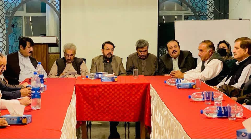 عوامی نیشنل پارٹی کی صوبائی کابینہ مرکزی عہدیداران پارلیمانی پارٹی نیشنل لائرز فورم اور پشتون سٹوڈنٹس فیڈریشن کا مشترکہ ہنگامی اجلاس: اصغر خان اچکزئی کی گرفتاری پر تشویش کا اظہار