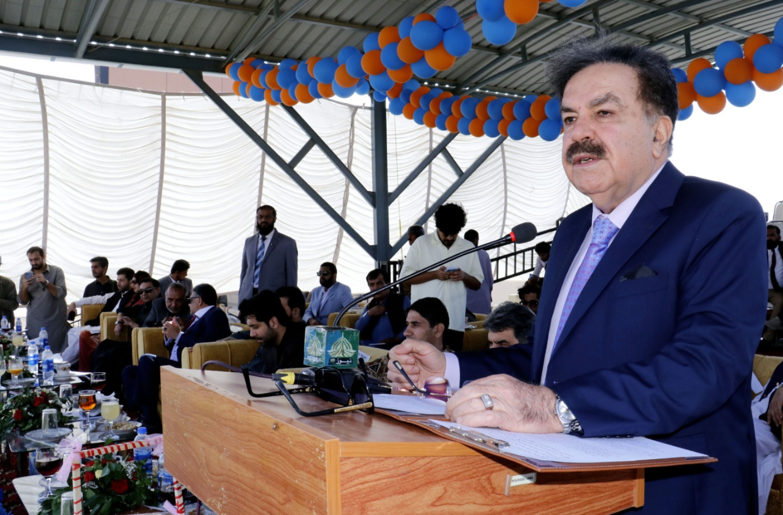 گورنر بلوچستان جعفرخان مندوخیل نے بیوٹمز یونیورسٹی میںسالانہ اسپورٹس فیسٹیول کا افتتاح کردیا
