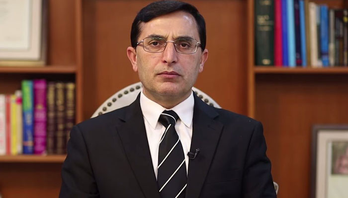 مولانا فضل الرحمان کی اپنی سیاست ہے اور ہماری اپنی، عوامی مسائل پر پارلیمنٹ کے اندر ہم متحد ہیں: بیرسٹرگوہر