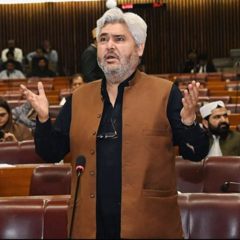قومی دفاعی صلاحیتوں میں اہم پیش رفت، ایل وائی80(این)میزائل اور لوئٹرنگ میونیشن کے کامیاب تجربات قابلِ تحسین ہیں، جمال شاہ کاکڑ